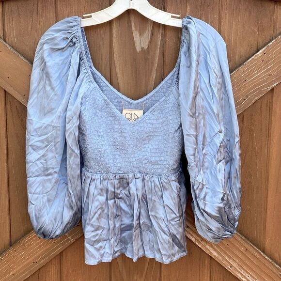 Chaser Silky Dolce Top in Blue Grotto. Smocked Bodice. Size Small.  NWT